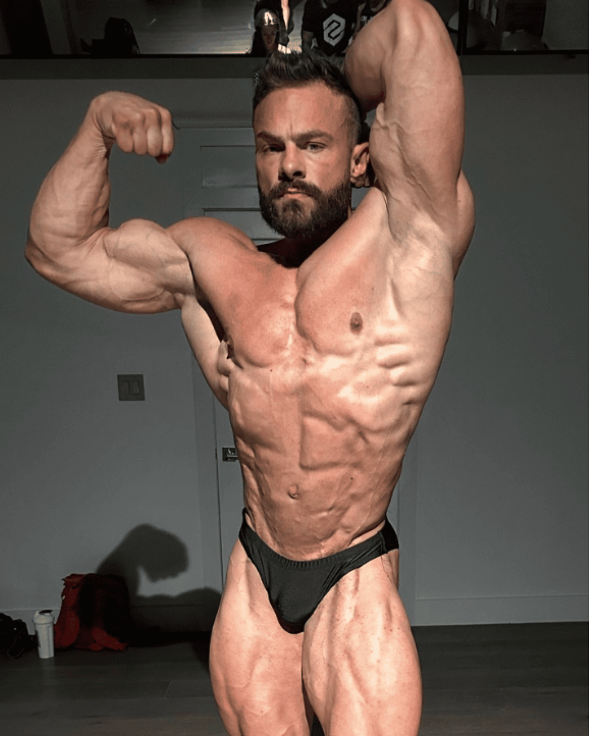 IFBB CLASSIC PHYSIQUE PRO